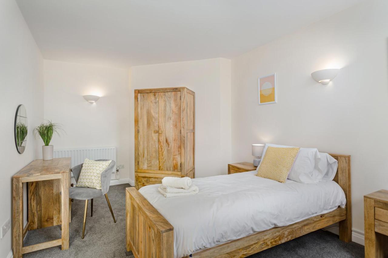 2 Bedroom City Centre Townhouse - With Parking Cambridge Zewnętrze zdjęcie