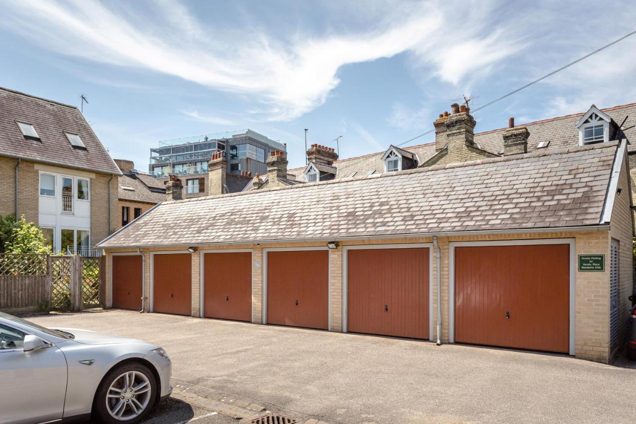 2 Bedroom City Centre Townhouse - With Parking Cambridge Zewnętrze zdjęcie